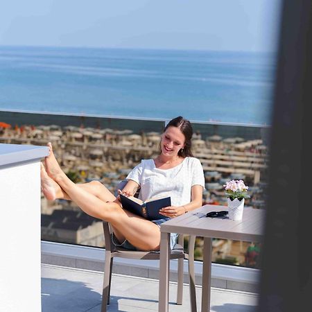 Hotel Ascot Riccione Eksteriør billede