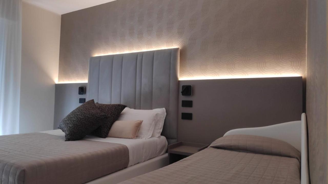 Hotel Ascot Riccione Eksteriør billede