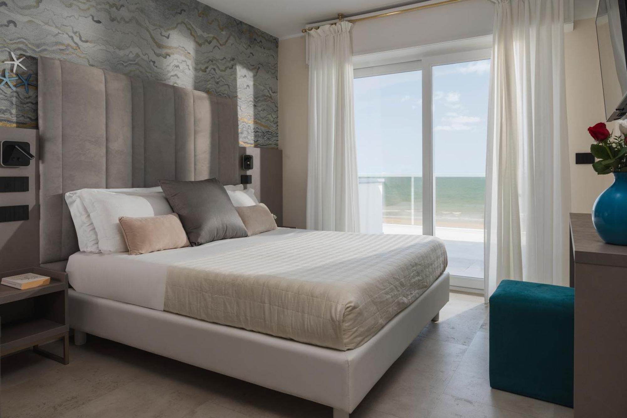 Hotel Ascot Riccione Eksteriør billede