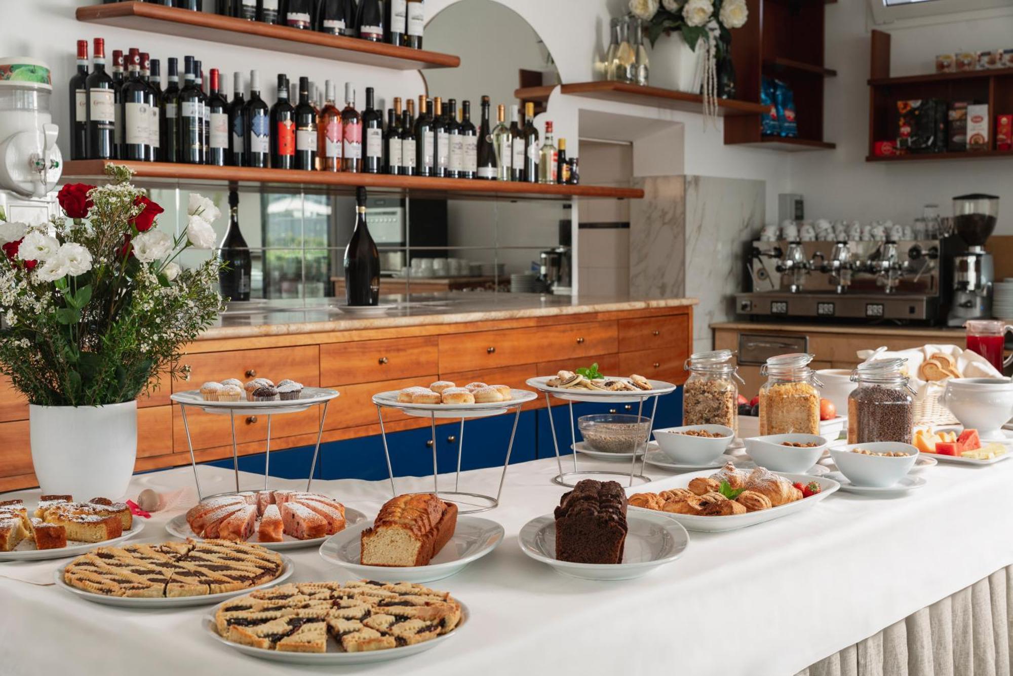 Hotel Ascot Riccione Eksteriør billede