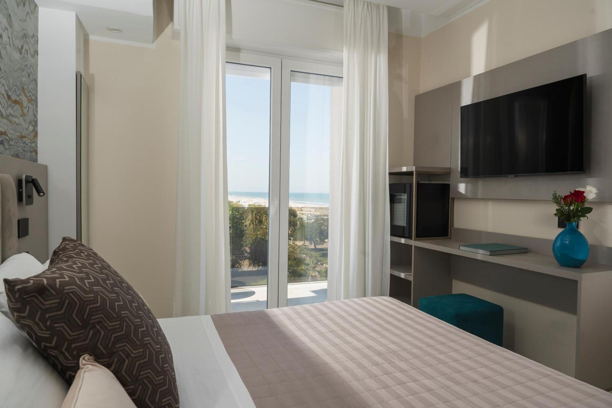 Hotel Ascot Riccione Eksteriør billede