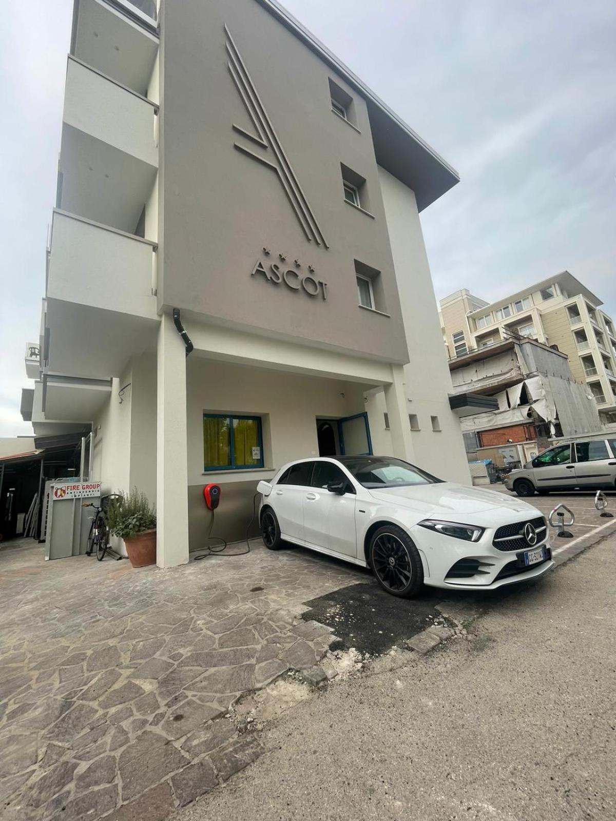Hotel Ascot Riccione Eksteriør billede